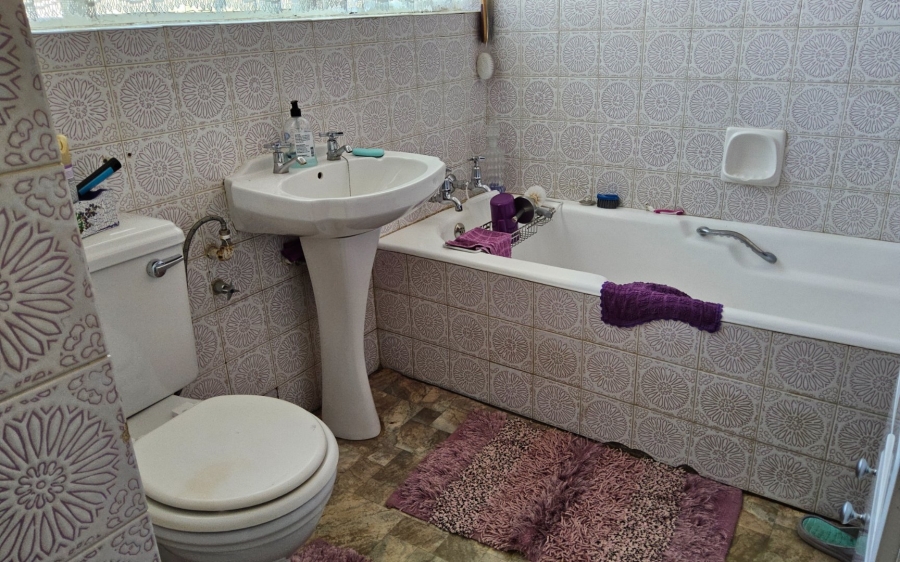 3 Bedroom Property for Sale in La Hoff North West